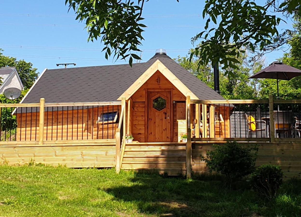 The Hive - Unique Log Cabin With Wood Burning Stove Ludchurch Εξωτερικό φωτογραφία