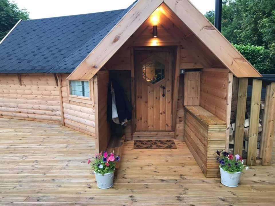 The Hive - Unique Log Cabin With Wood Burning Stove Ludchurch Εξωτερικό φωτογραφία